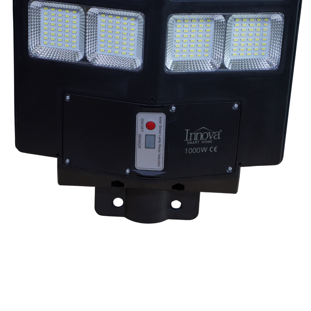 Lampa Solara Stradala Helio PRO Innova 1000W – LED 80 000 lm, Senzor Miscare, Senzor Lumina IP66, Telecomanda & Suport Prindere + Cadou Surpriza
